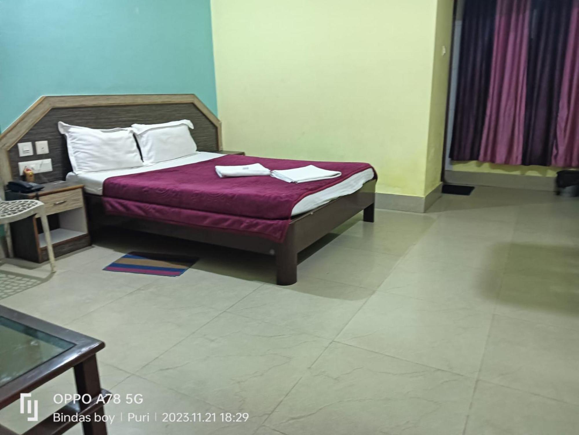 Hotel D2 Holiday Inn -Near Niladri Sea Beach - Puri - Official Verified Zewnętrze zdjęcie